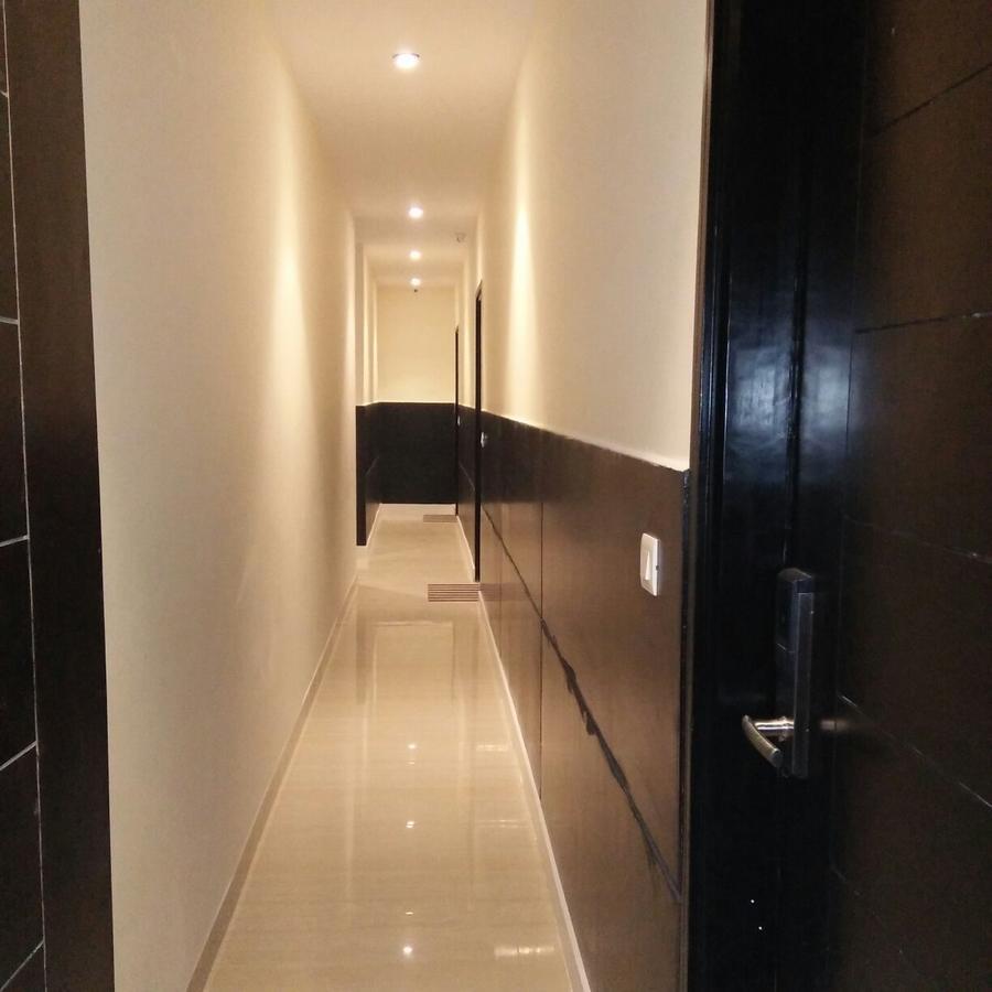 Solitaire Hotel Yeni Delhi Dış mekan fotoğraf